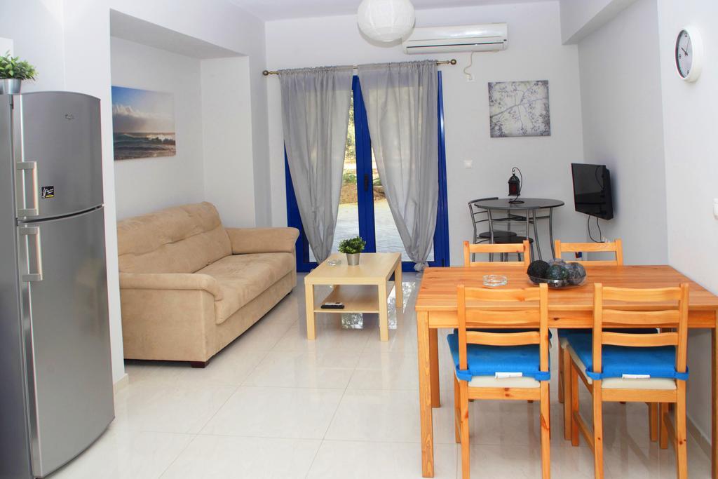 Amalfi Complex Apartamento Kato Almiri Exterior foto